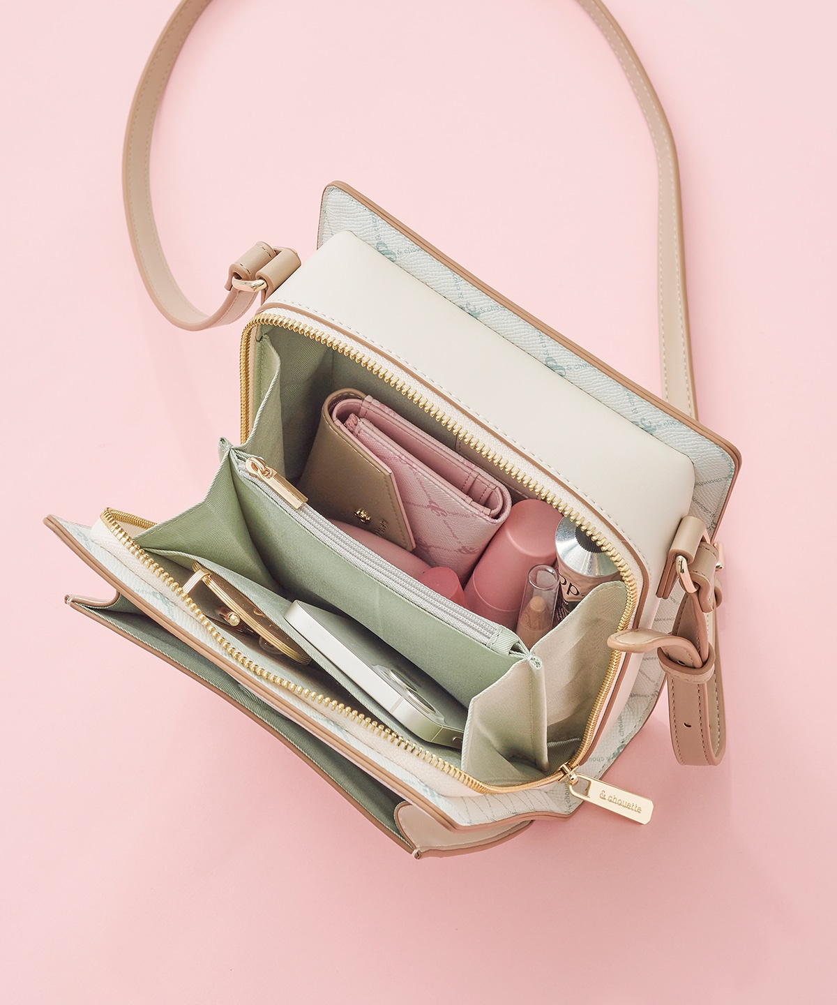 モノグラム スクエアショルダーバッグ